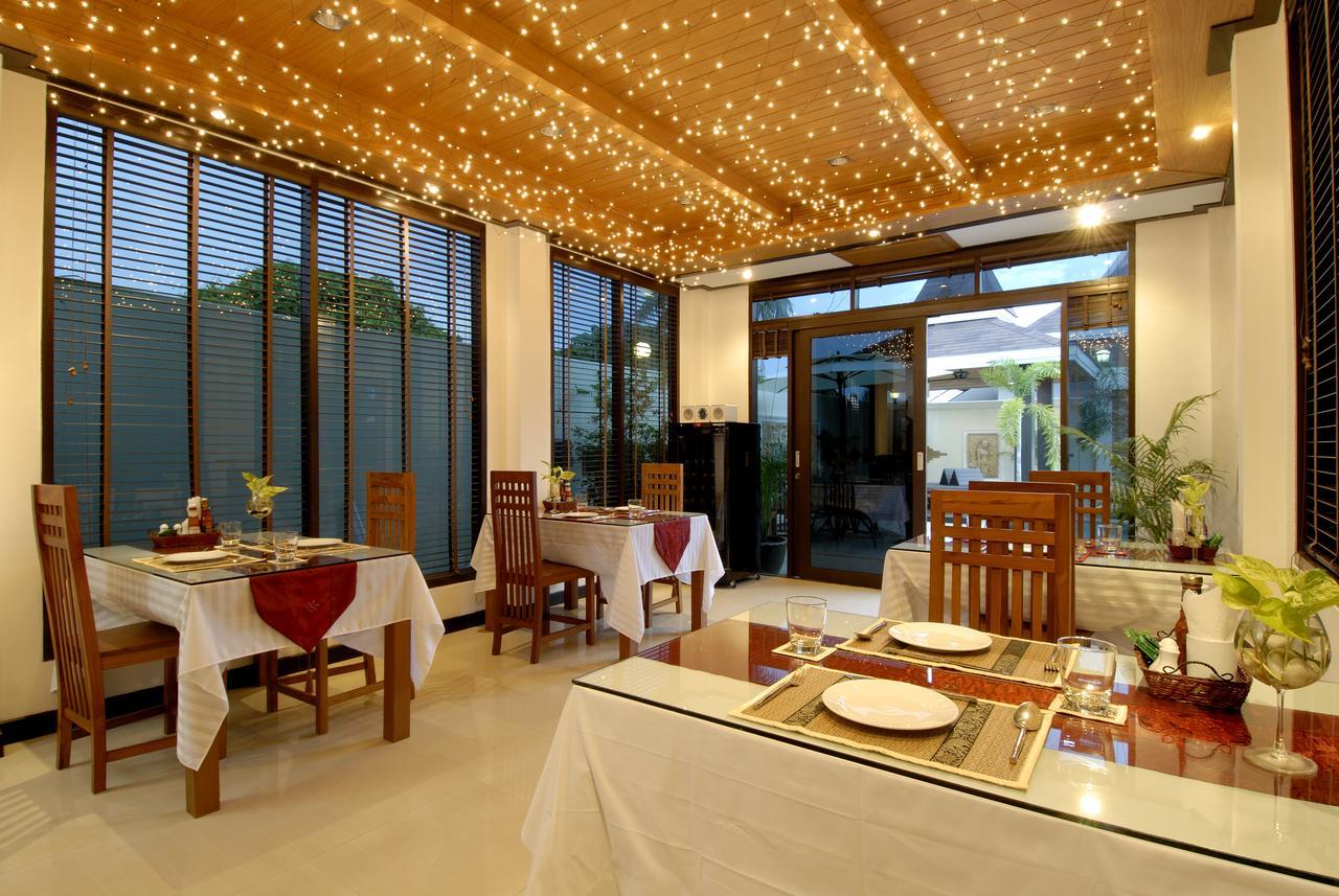The Iris Pool Villa Rawai Exterior foto
