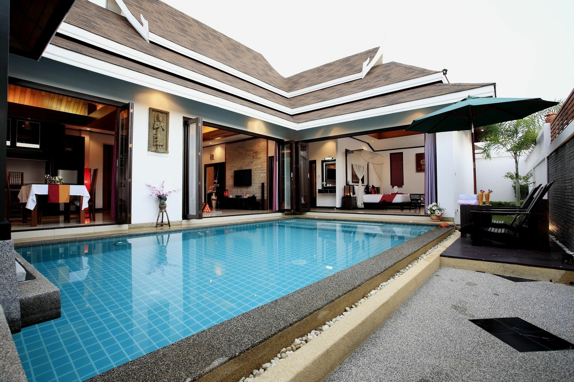 The Iris Pool Villa Rawai Exterior foto